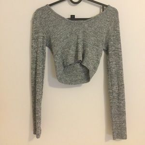 Grey cropped sweater with hood